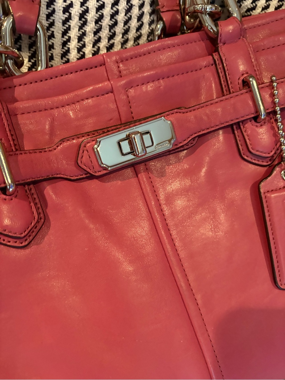 Coach Vintage Rose Pink Chelsea Leather Double-Handle Shoulder Bag - Picture 4 of 16